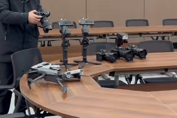 專業(yè)設(shè)備